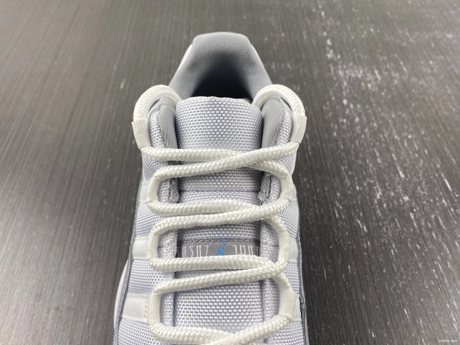 Cheap Cement AV2187-140 11 Air Jordan Low Grey 0518